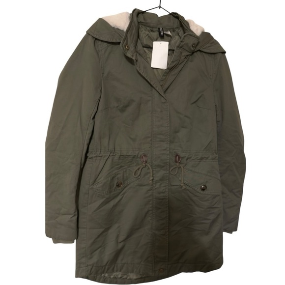 ๐น๐๐๐-H&M ๐๐๐๐๐ ๐๐๐๐๐๐๐ ๐๐๐๐๐๐ ๐๐๐๐๐๐ - Picture 1 of 5